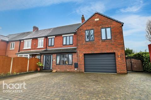 4 bedroom semi-detached house for sale, Ellers Road, Bessacarr, Doncaster