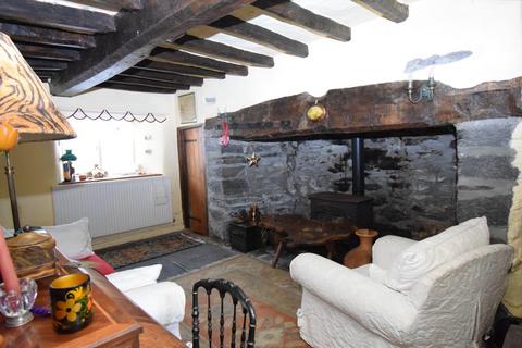 2 bedroom cottage for sale, High Street, Llandrillo