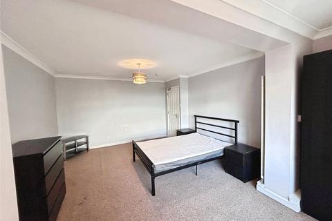 House share to rent, Stockheath Road, Havant, PO9