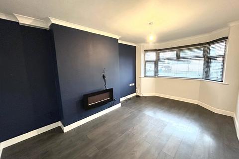 3 bedroom semi-detached house to rent, Sandringham Drive, Spondon, Derby, DE21