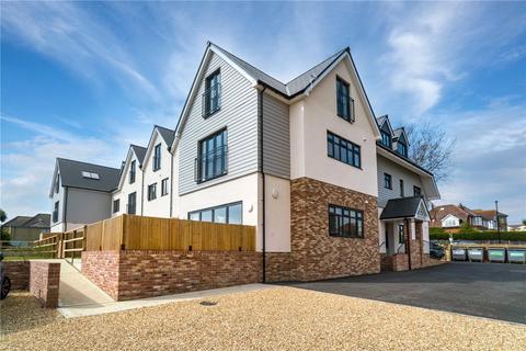 1 bedroom flat to rent, Carter Street, Sandown, Isle of Wight, PO36
