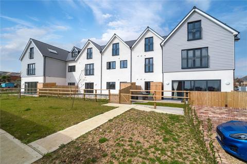1 bedroom flat to rent, Carter Street, Sandown, Isle of Wight, PO36