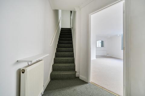 2 bedroom maisonette for sale, Yew Tree Court, Truro, TR1