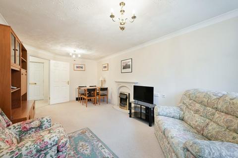 1 bedroom flat for sale, Queens Road, Sutton