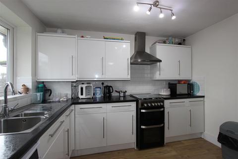 2 bedroom apartment for sale, Gallus Close, London
