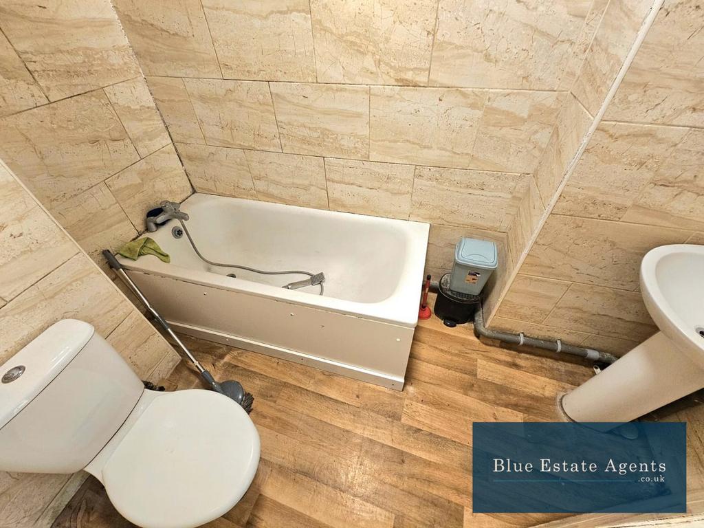 Bathroom Suite