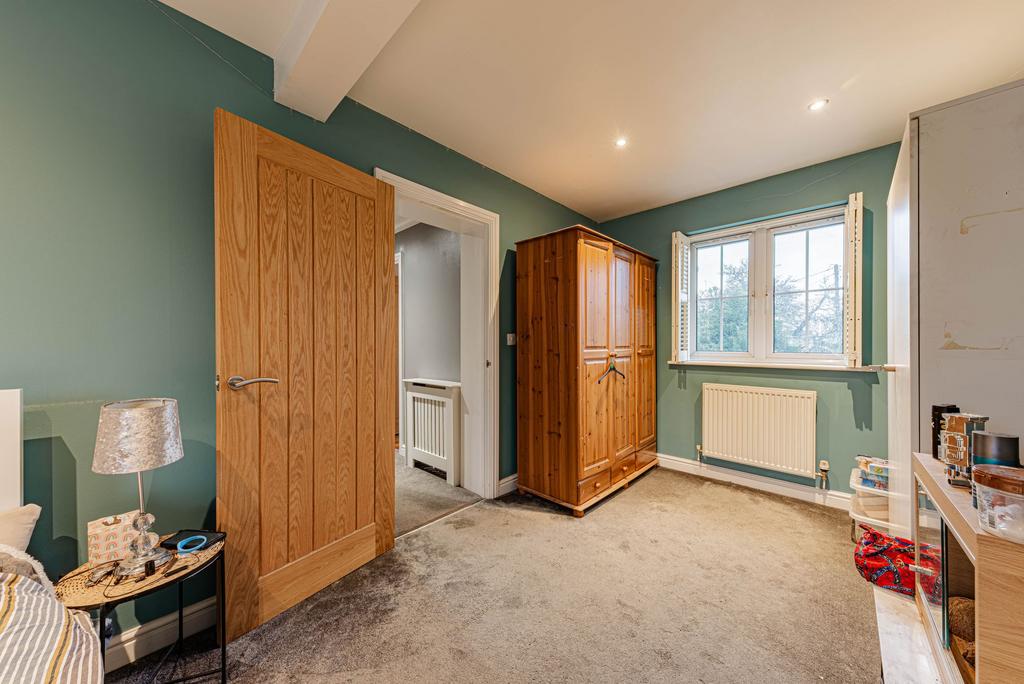 Bedroom (2)