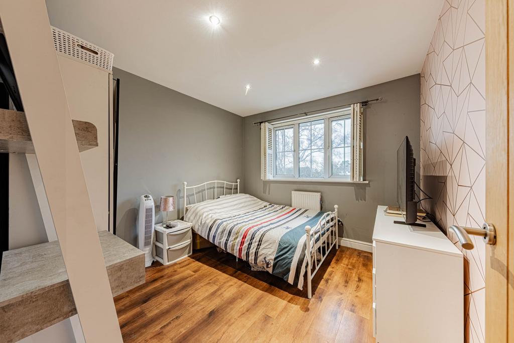 Bedroom (3)