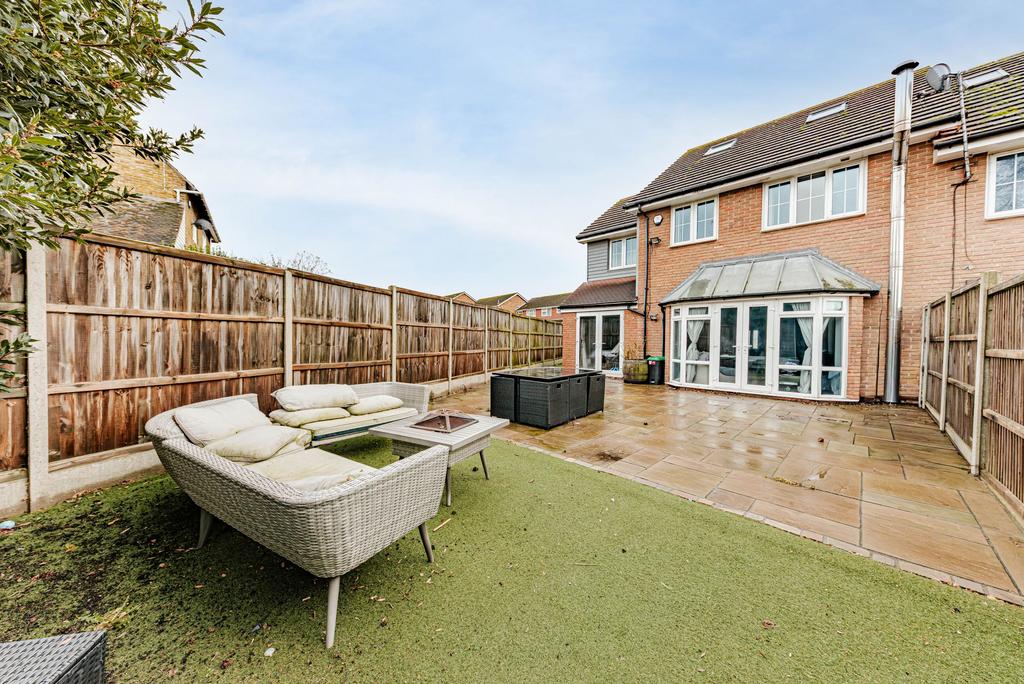Rear Garden (1)