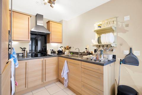 1 bedroom apartment for sale, Cainscross Road, Stroud, Gloucestershire, GL5