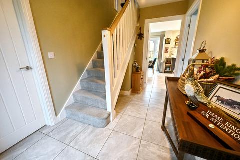 4 bedroom detached house for sale, Turnpike Way, Ashbourne, DE6
