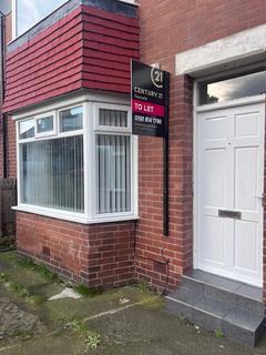2 bedroom apartment to rent, Rothbury Terrace, NEWCASTLE UPON TYNE NE6