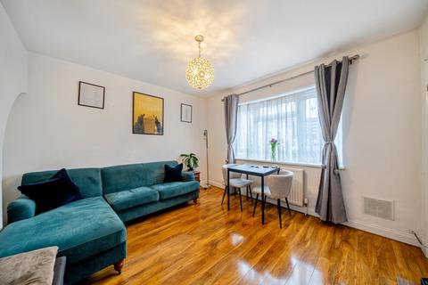 3 bedroom terraced house for sale, Taffy's How, Mitcham CR4