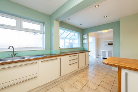 undefined, Ash Road, Sutton SM3