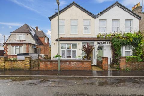 Oakfield Road, Ashford, Surrey, TW15