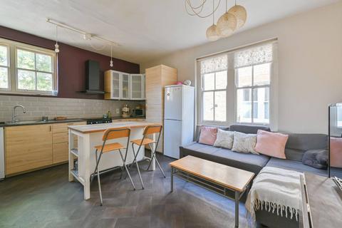 2 bedroom flat for sale, Bedford Road, Clapham, London, SW4