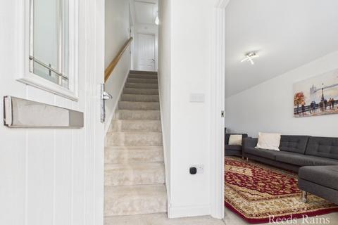 3 bedroom detached house for sale, Blenheim Avenue, East Yorkshire HU15