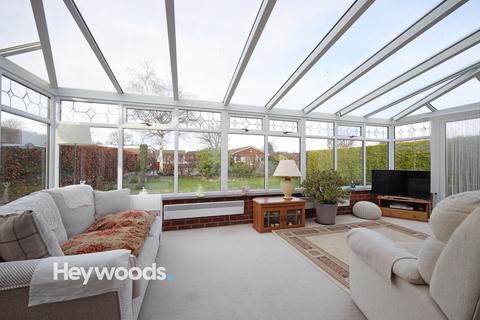 2 bedroom detached bungalow for sale, Golborn Avenue, Meir Heath, Stoke-on-Trent, Staffordshire