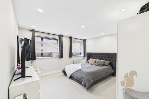 2 bedroom ground floor flat for sale, Moss Road, Stanway