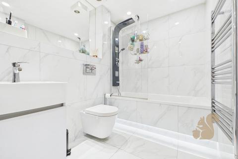 2 bedroom ground floor flat for sale, Moss Road, Stanway