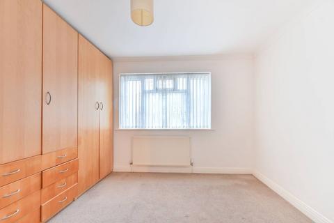 2 bedroom maisonette for sale, Milford Gardens, Wembley, HA0