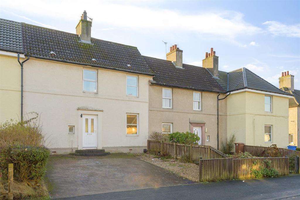 9 Newton Crescent002.jpg