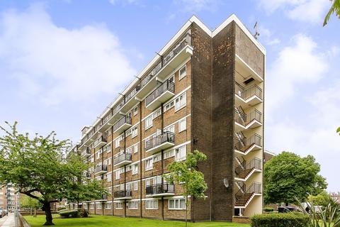 St Saviours Estate, Bermondsey, London, SE1