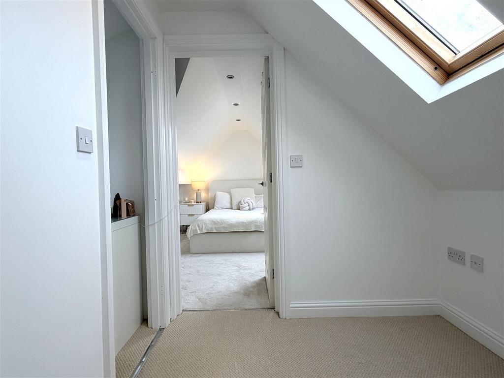 Inner landing