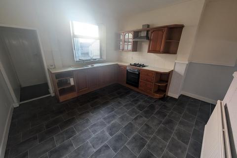 2 bedroom terraced house to rent, Sandon Street, Darwen