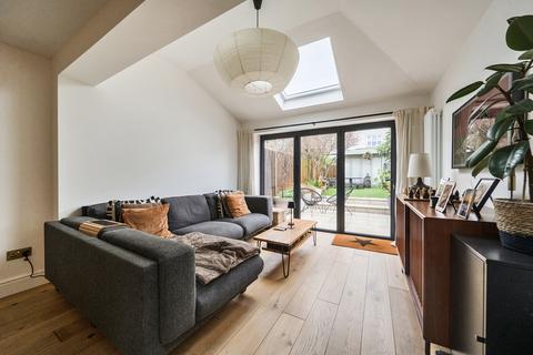 undefined, Willoughby Road, Kingston Upon Thames, KT2