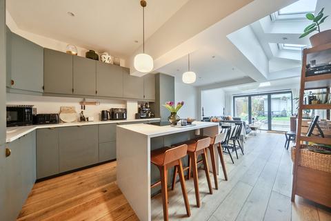undefined, Willoughby Road, Kingston Upon Thames, KT2