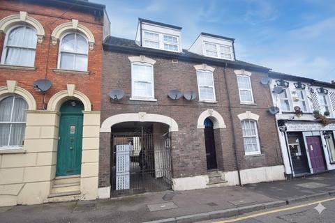 1 bedroom flat for sale, Cardigan Mews, Cardigan Street, Luton, Bedfordshire, LU1 1RN