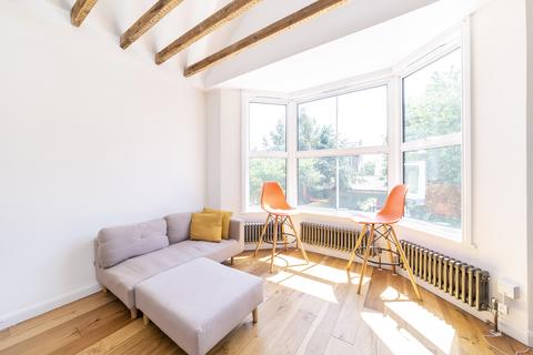 1 bedroom flat to rent, Lynton Road, London, W3