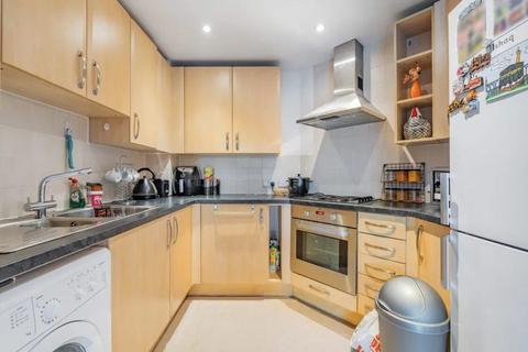2 bedroom flat for sale, 1 Candle Street, E1 4SG