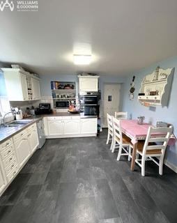 undefined, Pentrefelin, Amlwch, Anglesey, LL68