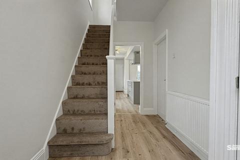 3 bedroom semi-detached house for sale, Brick Kiln Lane, Mansfield, NG18