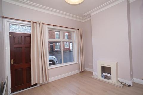 2 bedroom terraced house to rent, Woodseats Road, Woodseats, Sheffield