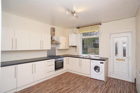 2 bedroom terraced house to rent, Woodseats Road, Woodseats, Sheffield