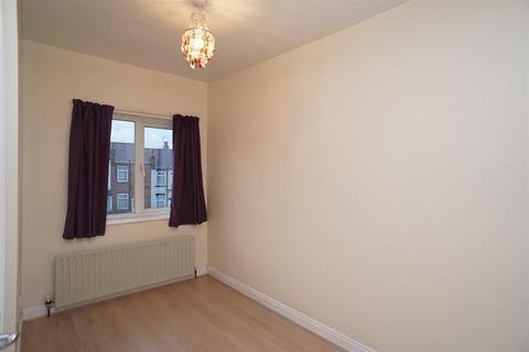 2 bedroom terraced house to rent, Woodseats Road, Woodseats, Sheffield