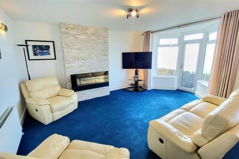 undefined, Albainn, Llanaber