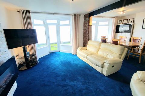 undefined, Albainn, Llanaber
