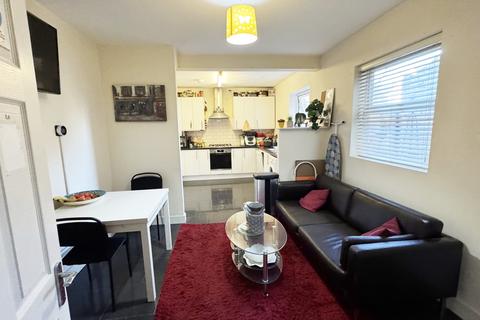 House share to rent, Ordnance Road, Enfield Lock Station, EN3