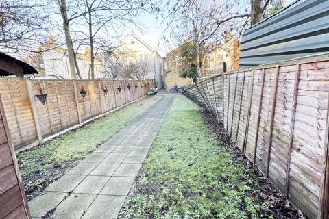 House share to rent, Ordnance Road, Enfield Lock Station, EN3