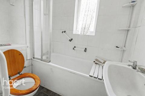 3 bedroom semi-detached house for sale, Dorchester Grove, Torquay