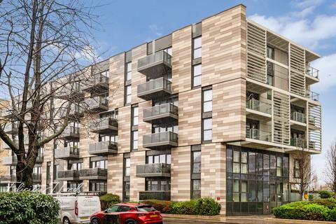 3 bedroom apartment for sale, Radial Avenue, LONDON