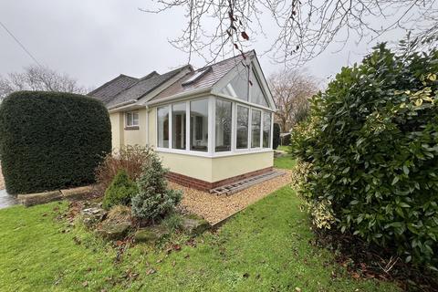 1 bedroom terraced bungalow to rent, Pear Tree Cottage, New Lane, New Milton, Hampshire. BH25 5TE