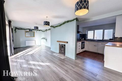 3 bedroom terraced house for sale, Sun Road, Broome, Bungay