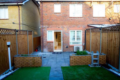 undefined, Halford Close, Edgware, HA8