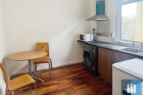 1 bedroom apartment to rent, St Johns Road, Huddersfield, HD1