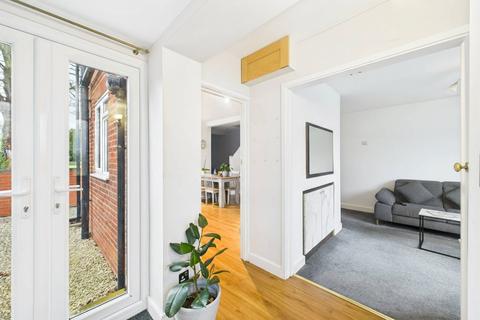 2 bedroom end of terrace house for sale, Valon Road, Arborfield, Reading, Berkshire, RG2
